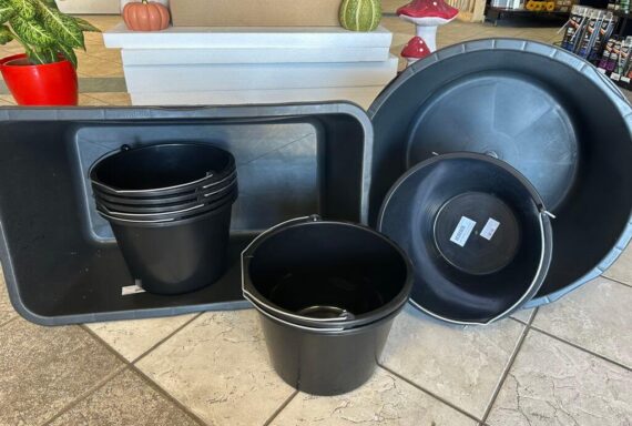 Plastične kante i posude