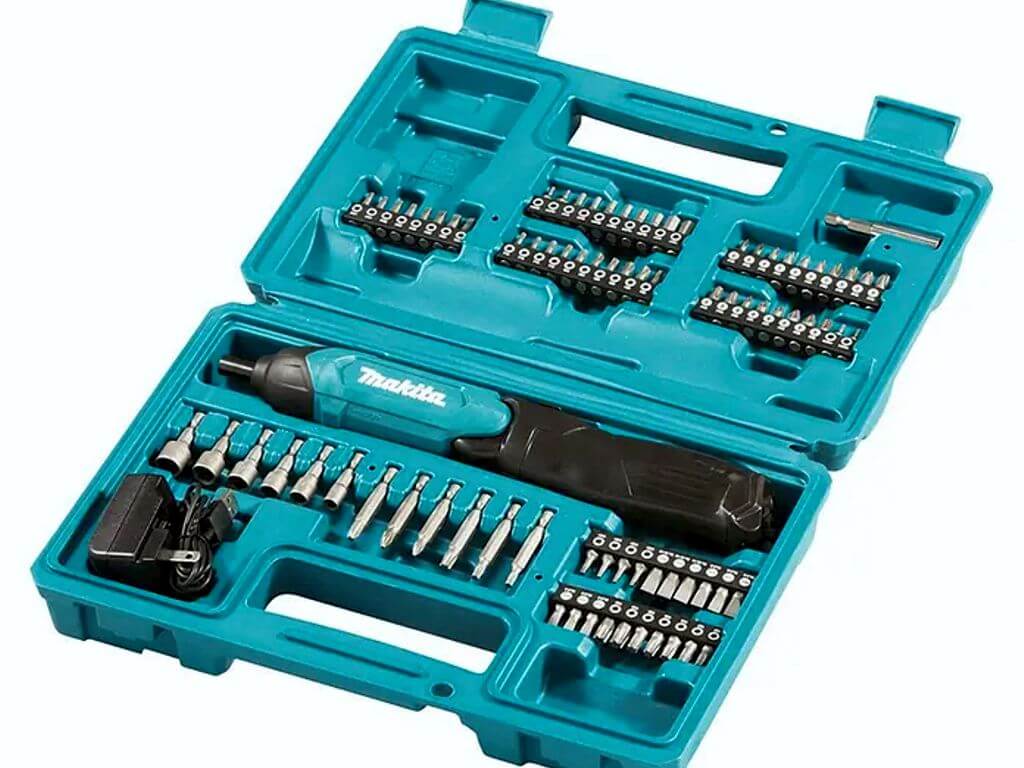 AKU bušilica odvijač DF001DW novo u ponudi 2